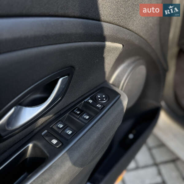 Хэтчбек Renault Megane 2009 в Ужгороде фото 36 Хэтчбек Renault Megane 2009 в Ужгороде