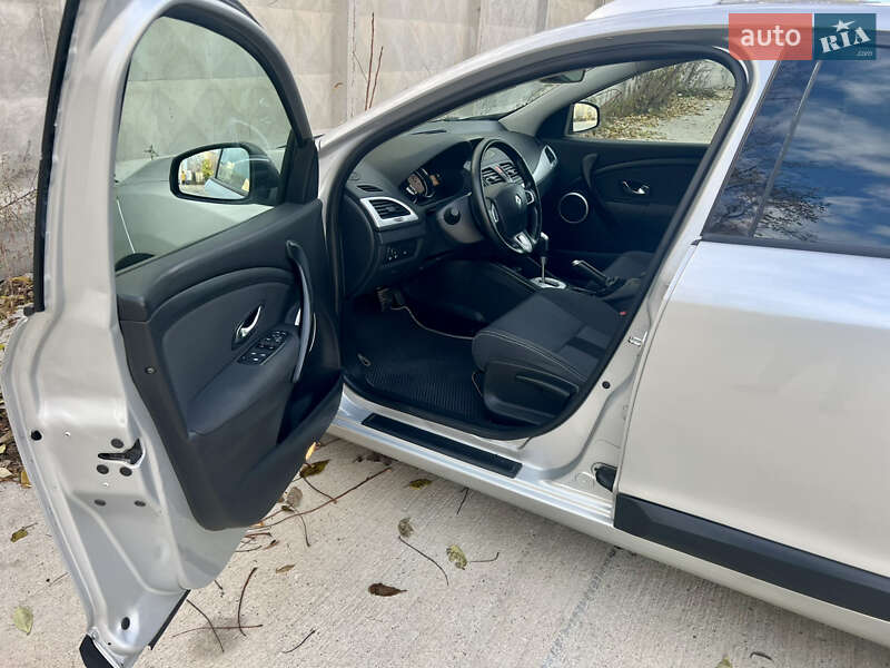 Універсал Renault Megane 2011 в Одесі