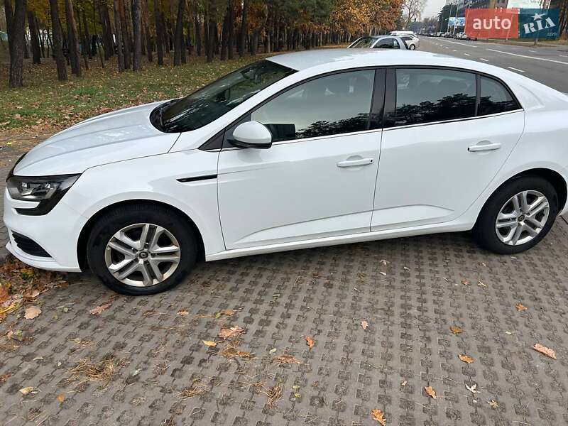 Седан Renault Megane 2019 в Киеве