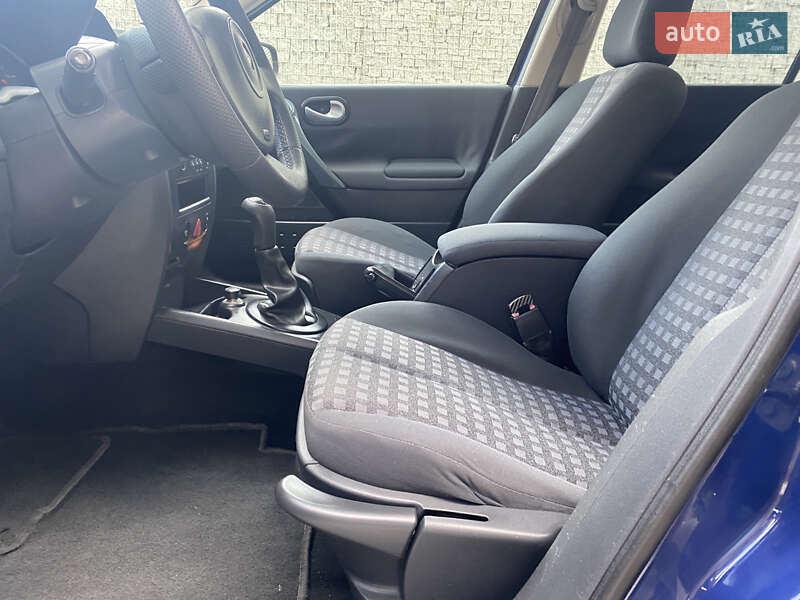 Универсал Renault Megane 2006 в Луцке фото 60 Универсал Renault Megane 2006 в Луцке