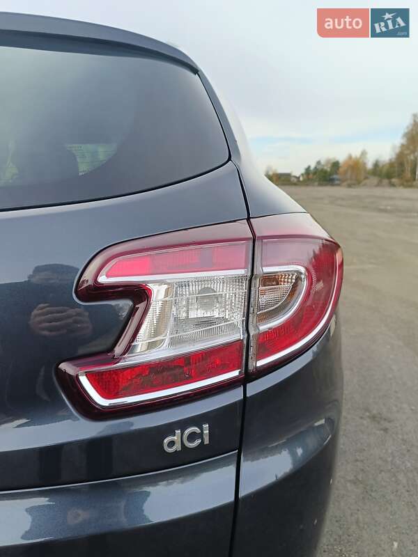 Универсал Renault Megane 2012 в Сарнах фото 16 Универсал Renault Megane 2012 в Сарнах