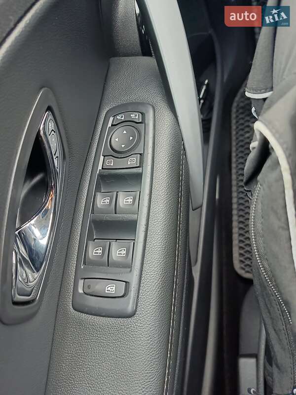 Универсал Renault Megane 2012 в Сарнах фото 43 Универсал Renault Megane 2012 в Сарнах