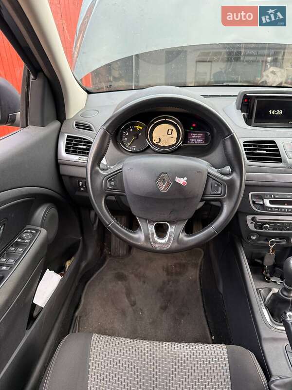 Универсал Renault Megane 2015 в Вараше