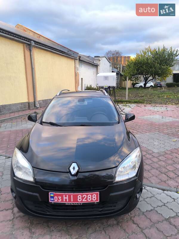 Универсал Renault Megane 2010 в Черкассах фото 7 Универсал Renault Megane 2010 в Черкассах