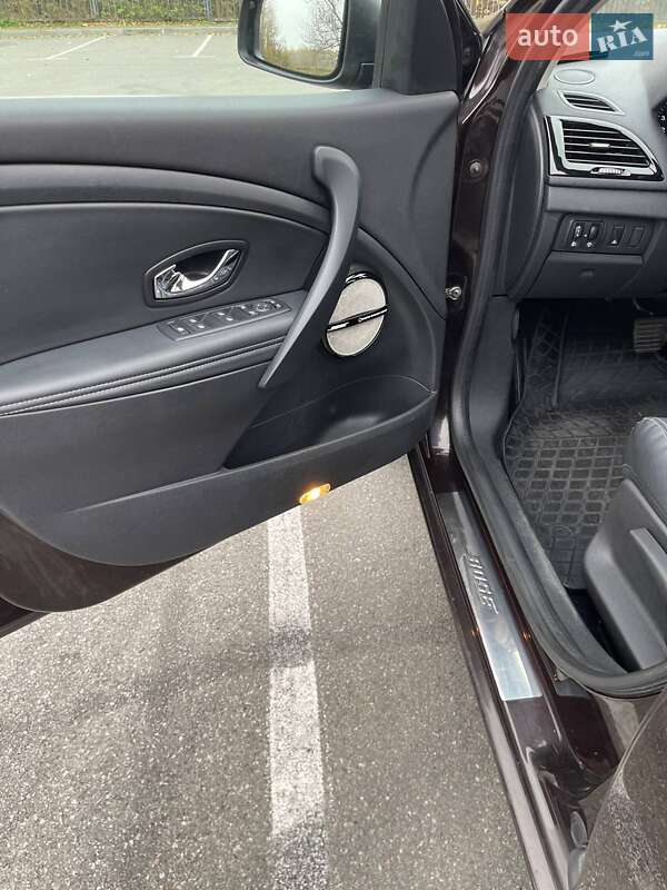Универсал Renault Megane 2014 в Киеве фото 16 Универсал Renault Megane 2014 в Киеве
