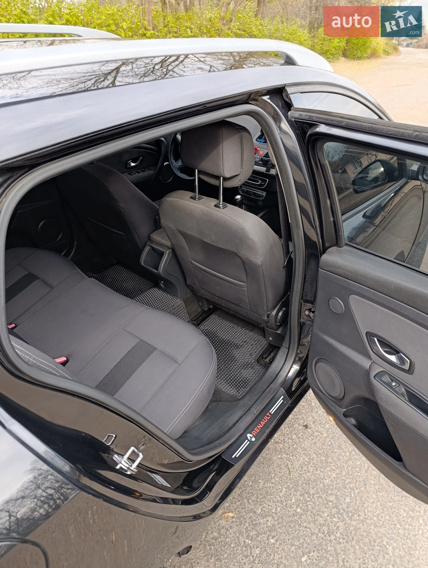 2010 Renault Megane - мініатюра 16