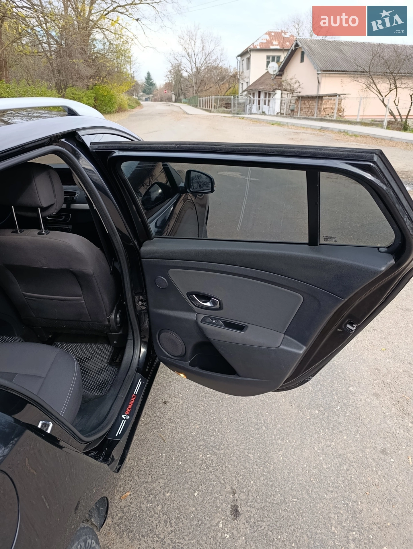2010 Renault Megane - мініатюра 17