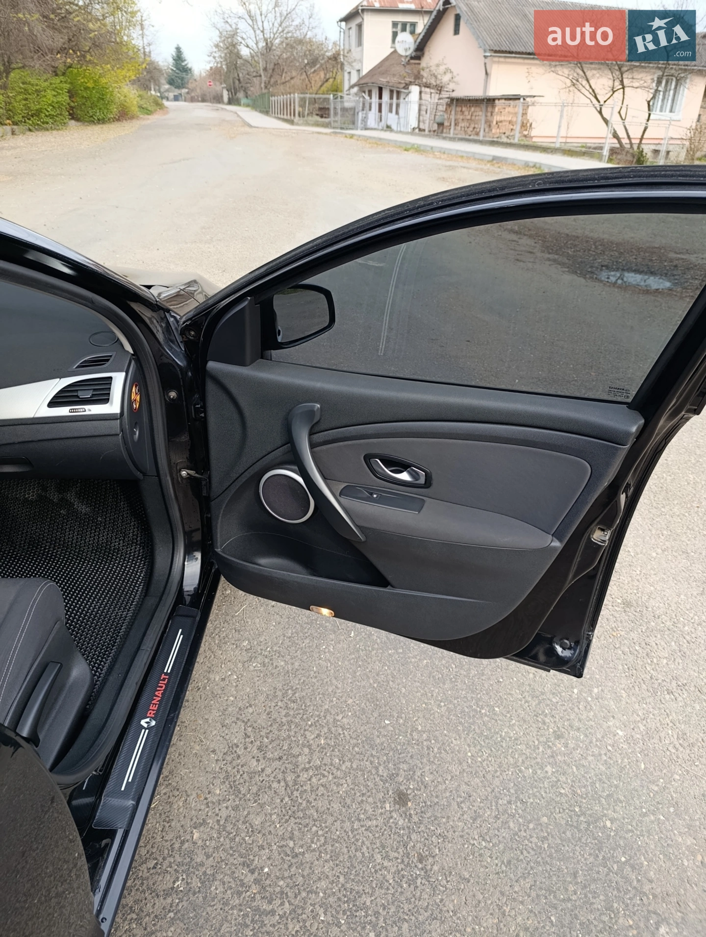 2010 Renault Megane - мініатюра 18