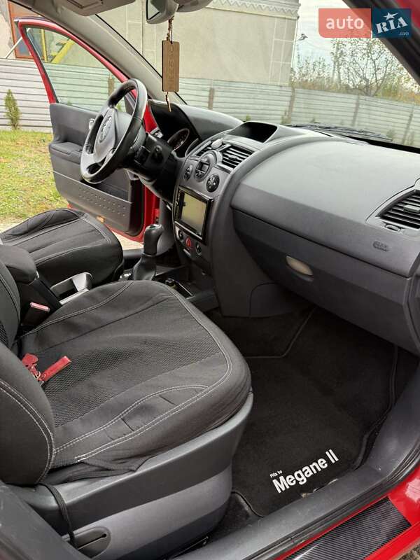 Хэтчбек Renault Megane 2003 в Чорткове