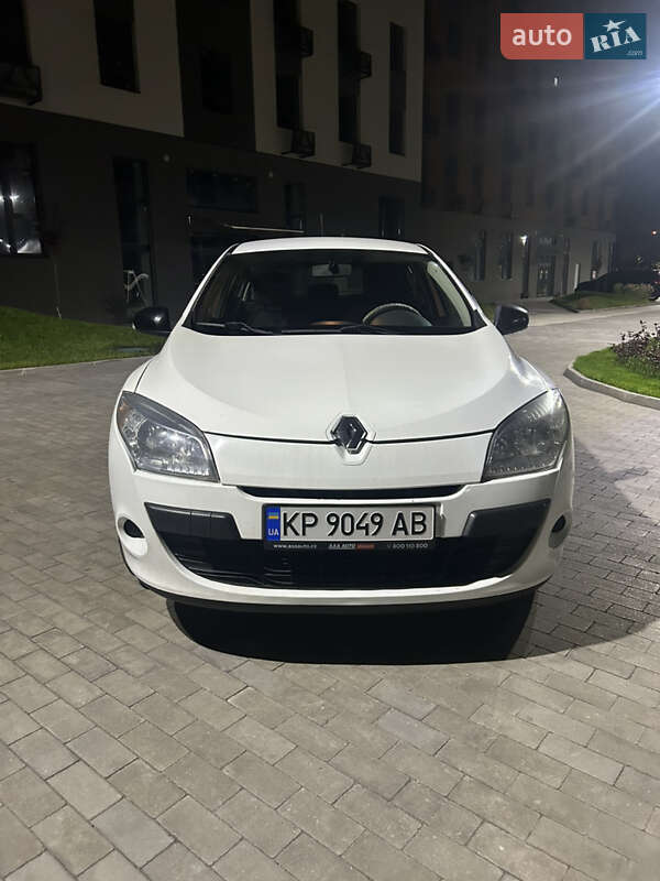 Renault Megane 2010 Renault Megane 2010