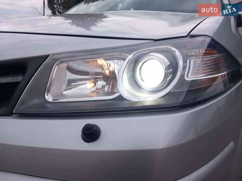 Хэтчбек Renault Megane 2008 в Городке фото 7 Хэтчбек Renault Megane 2008 в Городке