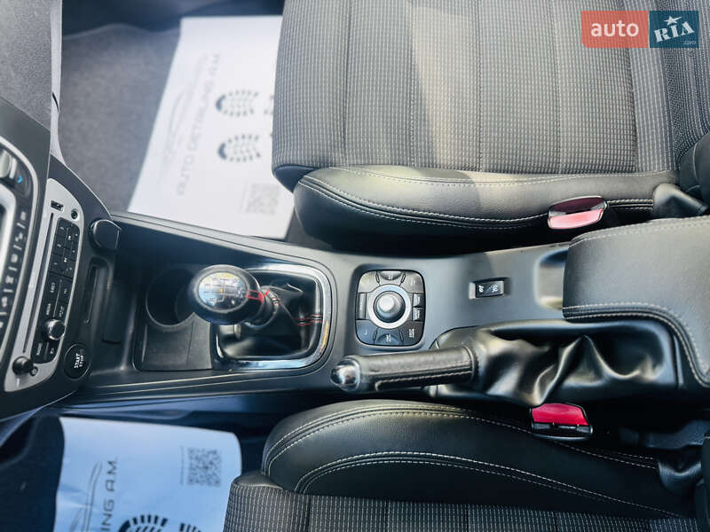 Универсал Renault Megane 2013 в Здолбунове фото 47 Универсал Renault Megane 2013 в Здолбунове