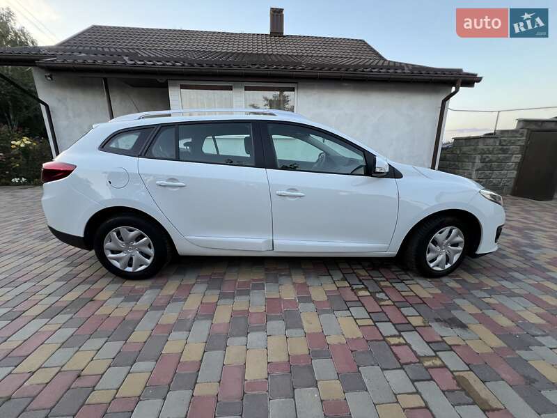 Универсал Renault Megane 2013 в Ровно фото 4 Универсал Renault Megane 2013 в Ровно