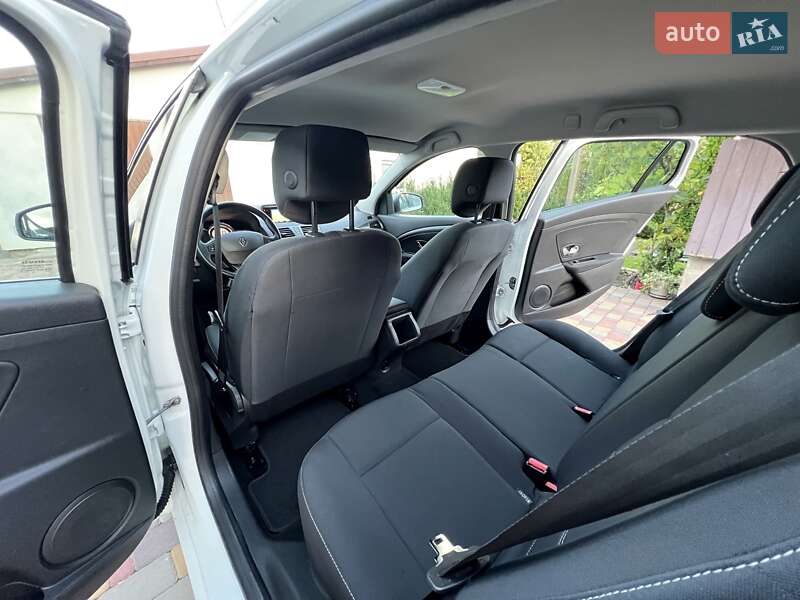 Универсал Renault Megane 2013 в Ровно фото 24 Универсал Renault Megane 2013 в Ровно