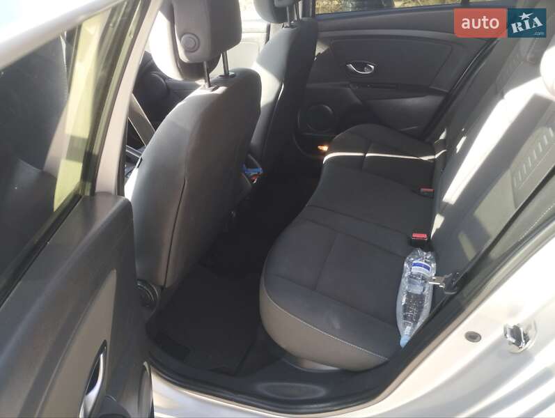 Універсал Renault Megane 2010 в Волочиську