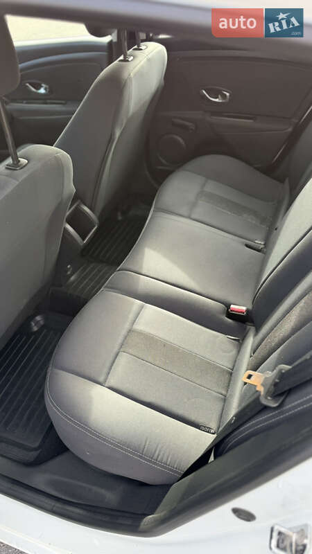 Хэтчбек Renault Megane 2013 в Днепре