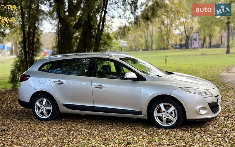 Универсал Renault Megane 2010 в Каменском