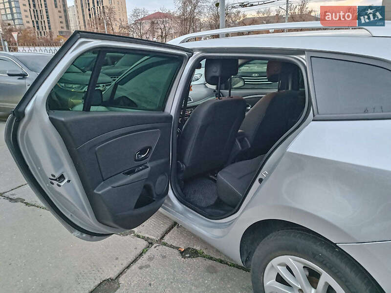 Универсал Renault Megane 2015 в Харькове