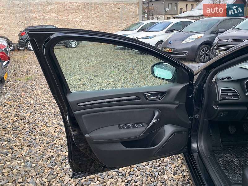 Хэтчбек Renault Megane 2016 в Коломые фото 8 Хэтчбек Renault Megane 2016 в Коломые