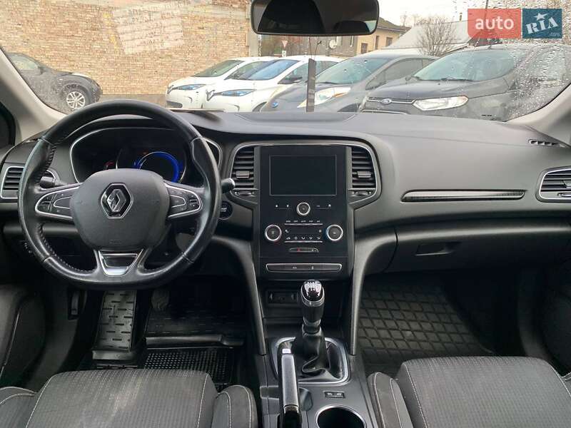 Хэтчбек Renault Megane 2016 в Коломые фото 14 Хэтчбек Renault Megane 2016 в Коломые