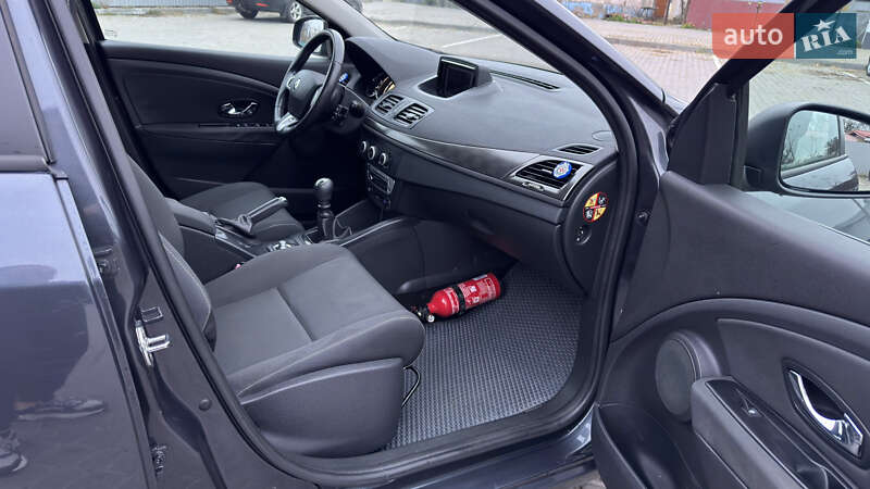 Универсал Renault Megane 2012 в Кременчуге фото 97 Универсал Renault Megane 2012 в Кременчуге