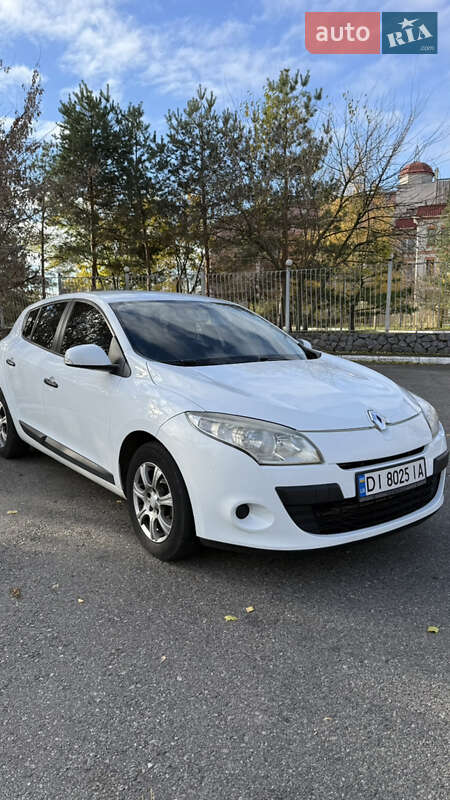 Хэтчбек Renault Megane 2010 в Киеве фото 2 Хэтчбек Renault Megane 2010 в Киеве