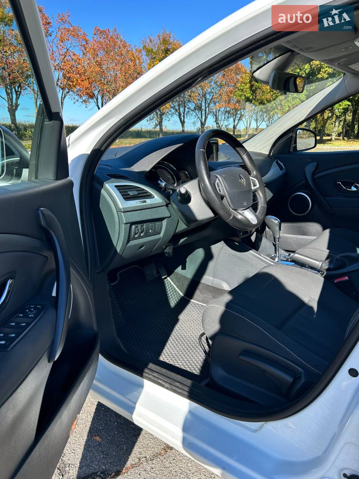 2012 Renault Megane - мініатюра 12