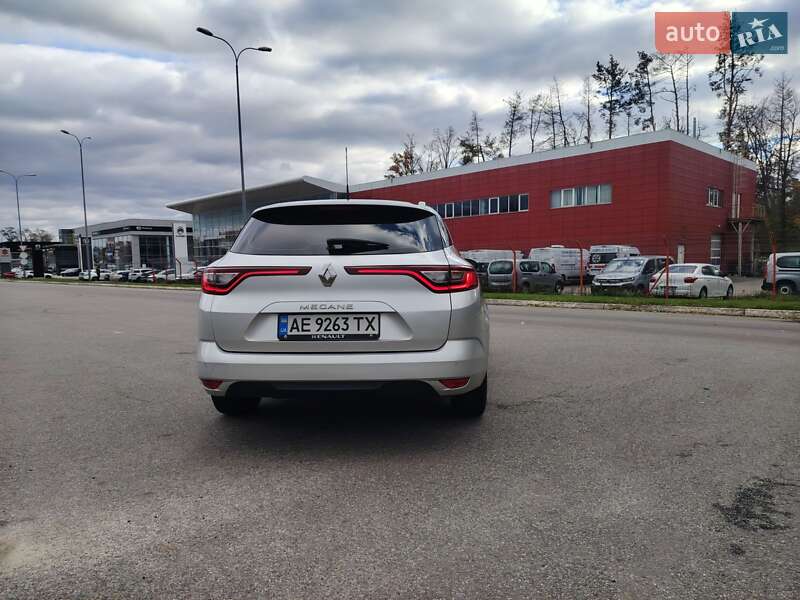 Универсал Renault Megane 2017 в Киеве