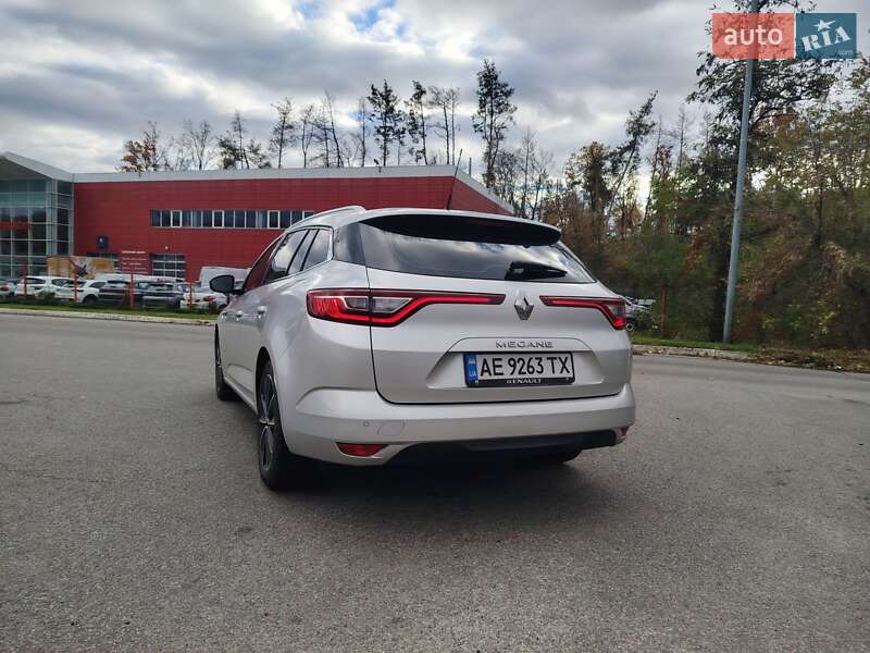 Универсал Renault Megane 2017 в Киеве