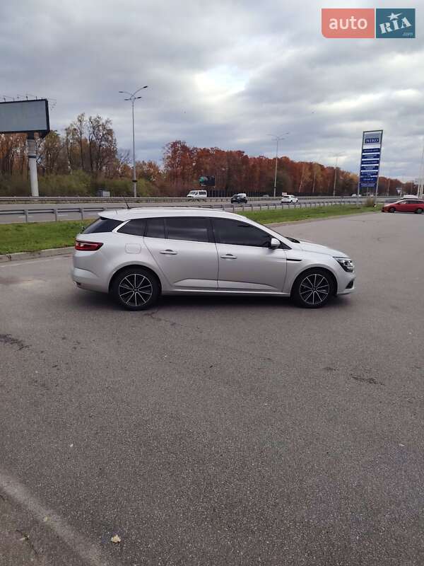Универсал Renault Megane 2017 в Киеве