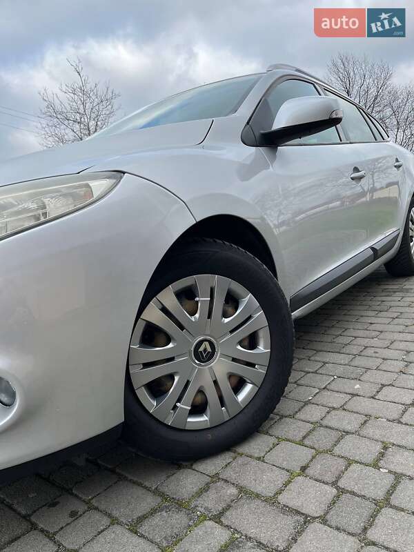 Універсал Renault Megane 2010 в Гадячі
