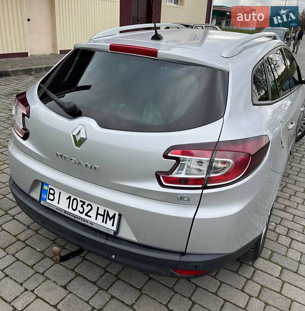 Універсал Renault Megane 2010 в Гадячі