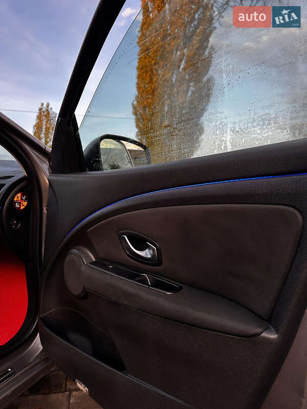 Универсал Renault Megane 2009 в Ровно фото 37 Универсал Renault Megane 2009 в Ровно