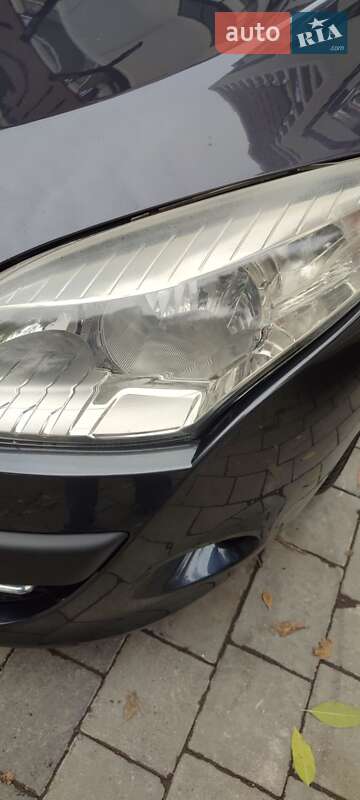 Хэтчбек Renault Megane 2011 в Ивано-Франковске фото 6 Хэтчбек Renault Megane 2011 в Ивано-Франковске