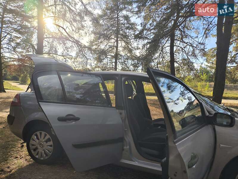 Седан Renault Megane 2005 в Сумах фото 12 Седан Renault Megane 2005 в Сумах