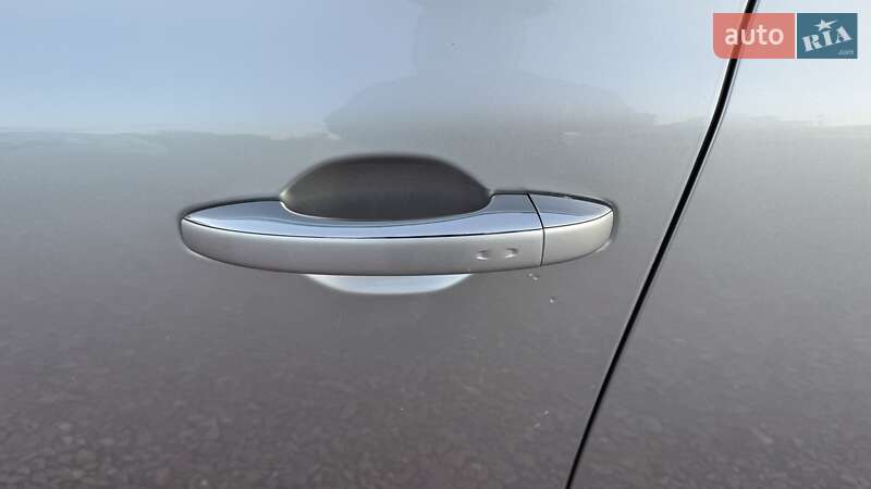 Универсал Renault Megane 2017 в Киеве фото 10 Универсал Renault Megane 2017 в Киеве