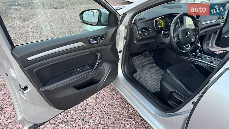 Универсал Renault Megane 2017 в Киеве фото 15 Универсал Renault Megane 2017 в Киеве