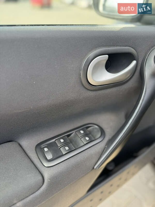 Универсал Renault Megane 2008 в Луцке фото 24 Универсал Renault Megane 2008 в Луцке