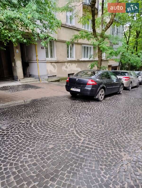 Седан Renault Megane 2005 в Львове фото 4 Седан Renault Megane 2005 в Львове