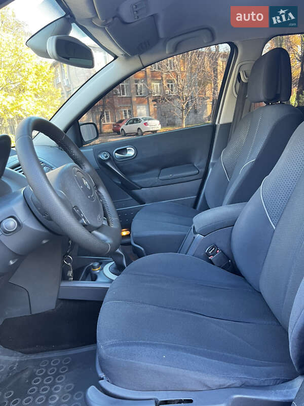 Универсал Renault Megane 2004 в Кривом Роге фото 9 Универсал Renault Megane 2004 в Кривом Роге