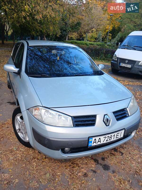 Хэтчбек Renault Megane 2002 в Киеве