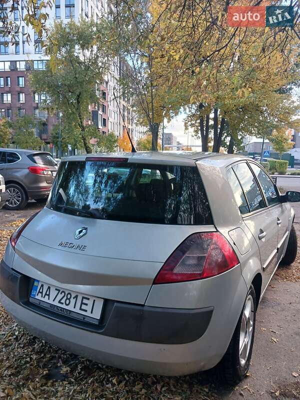 Хэтчбек Renault Megane 2002 в Киеве
