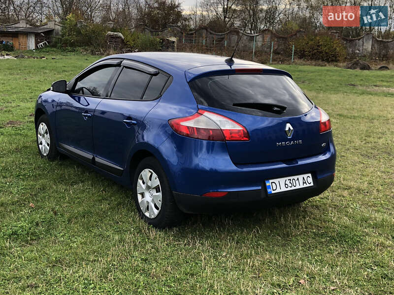 Хетчбек Renault Megane 2012 в Шептицькому фото 19 Хетчбек Renault Megane 2012 в Шептицькому