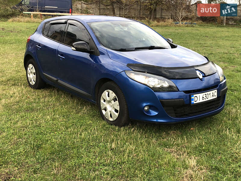 Хетчбек Renault Megane 2012 в Шептицькому фото 14 Хетчбек Renault Megane 2012 в Шептицькому