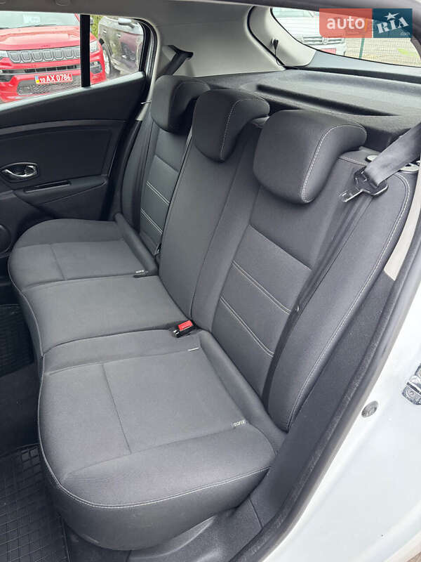 Хэтчбек Renault Megane 2014 в Сумах