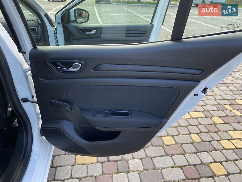 Хетчбек Renault Megane 2017 в Луцьку