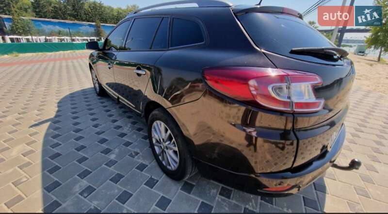 Универсал Renault Megane 2013 в Петропавловской Борщаговке