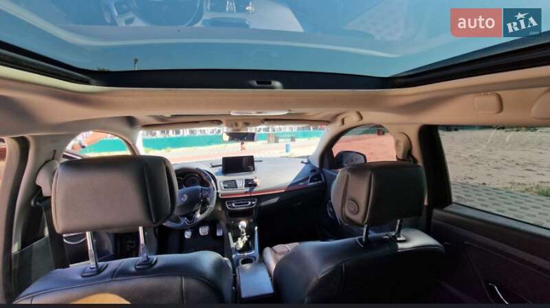 Универсал Renault Megane 2013 в Петропавловской Борщаговке