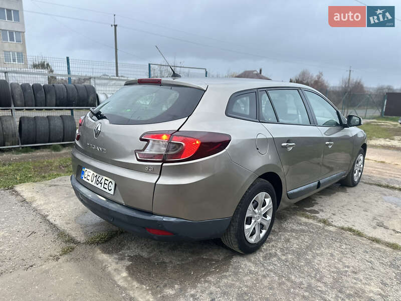 Универсал Renault Megane 2010 в Новой Ушице