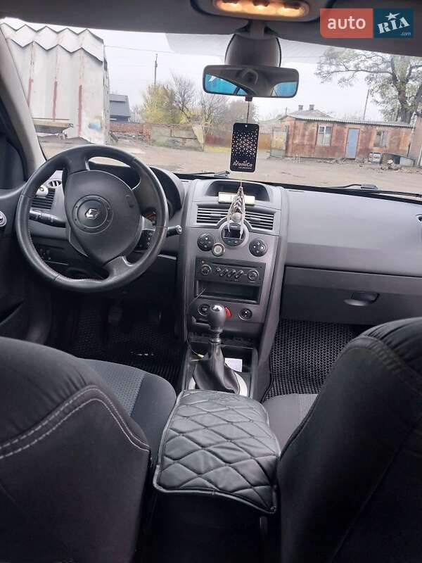 Хетчбек Renault Megane 2005 в Первомайську
